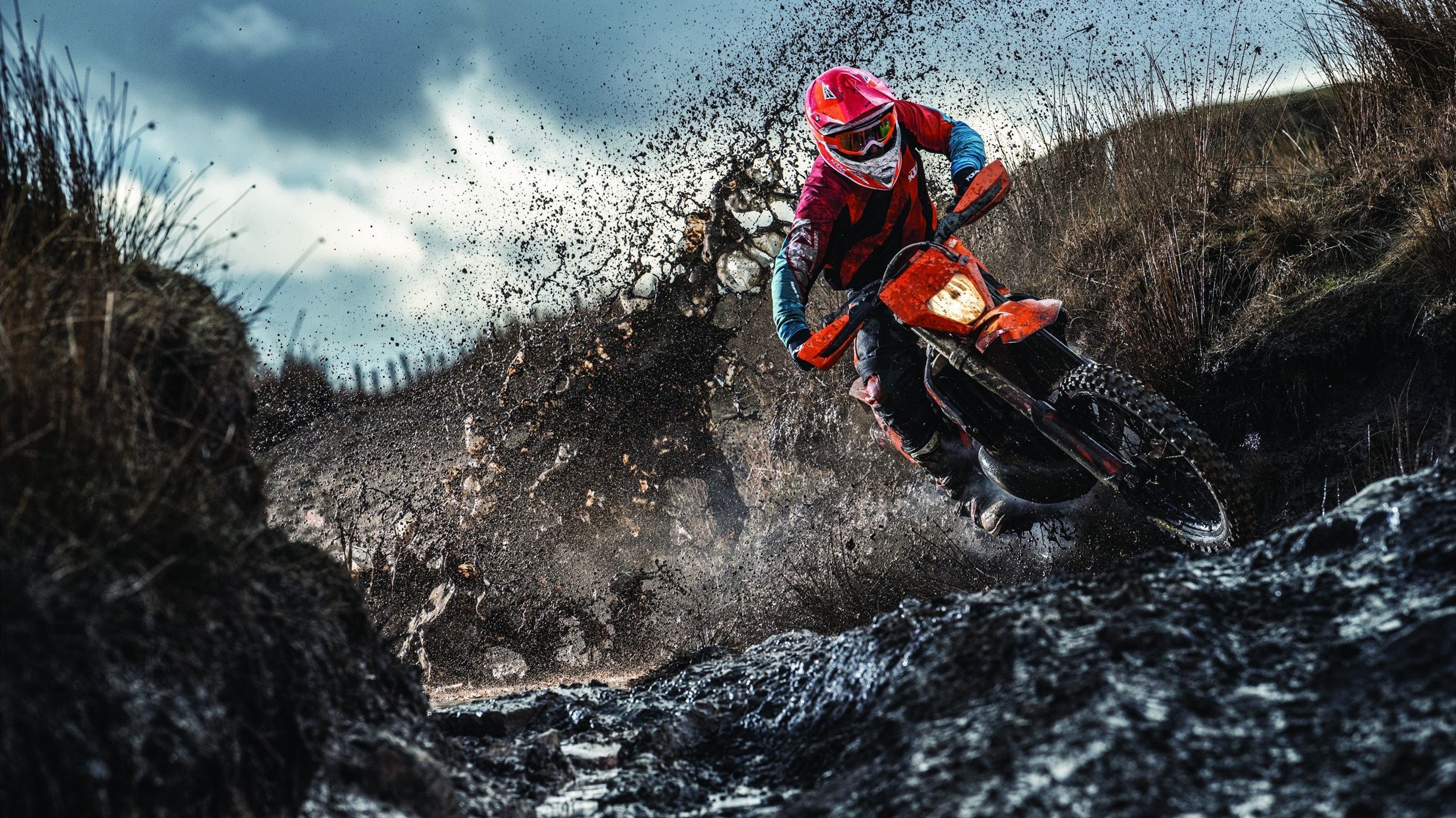 开云官网-意甲焦点战之夜,英格拉姆打出统治级数据,篮球与足球的激情交响